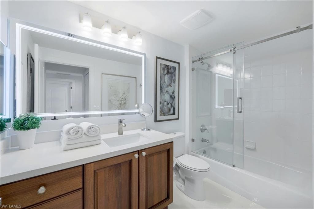 1035 Sandpiper St F103, Naples, FL 34102-21
