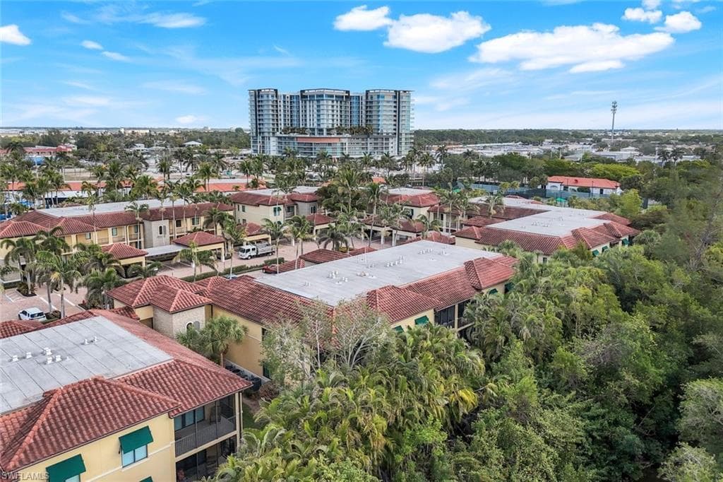1035 Sandpiper St F103, Naples, FL 34102-33