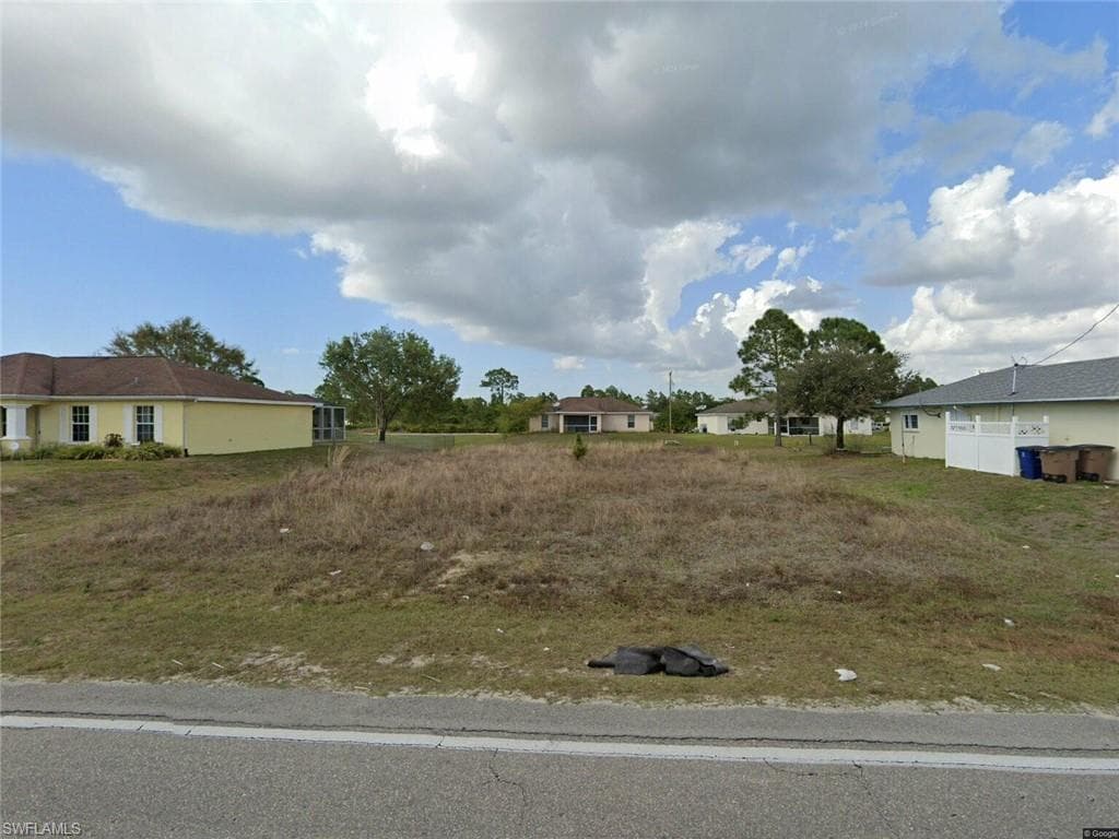 3606 8th St SW, Lehigh Acres, FL 33976-1