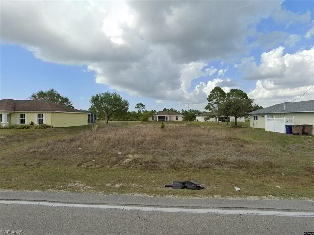 3606 8th St SW, Lehigh Acres, FL 33976-2