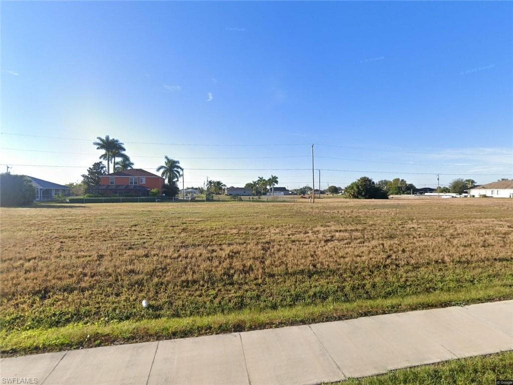 1714 Tropicana Pkwy W, Cape Coral, FL 33993-1
