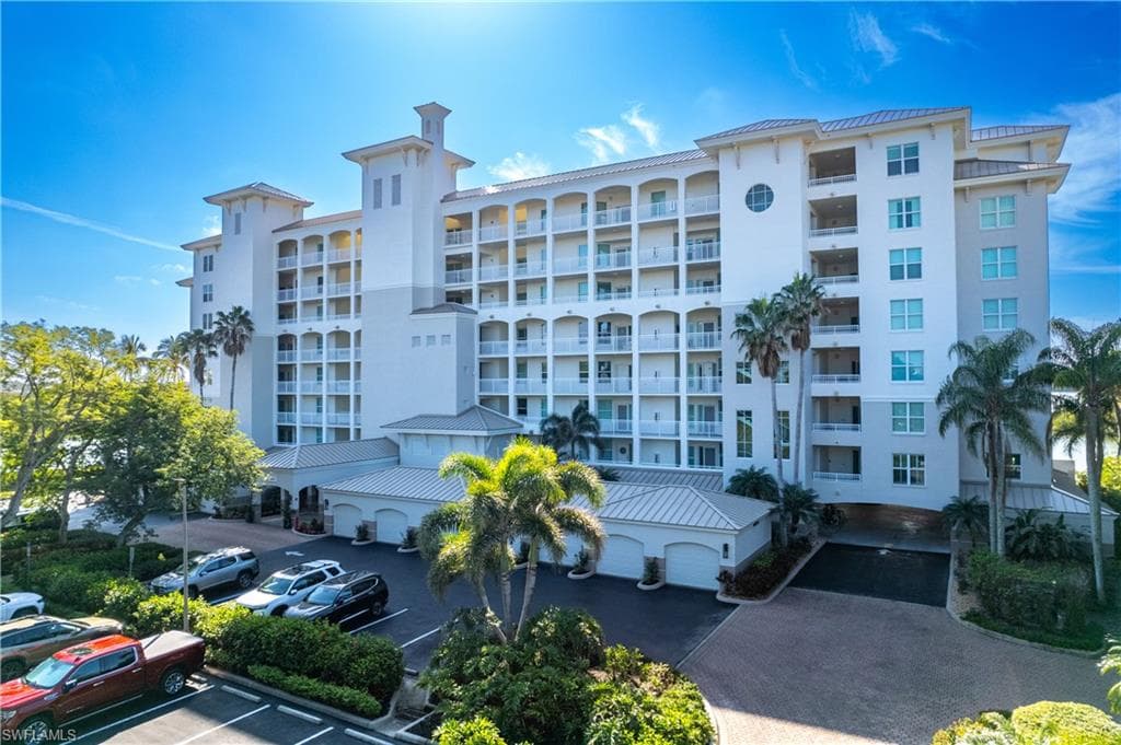 4975 Bonita Beach Rd 204, Bonita Springs, FL 34134-40