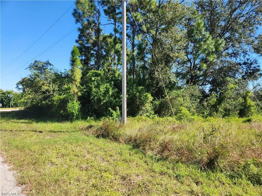 3301 1st St SW, Lehigh Acres, FL 33976-3