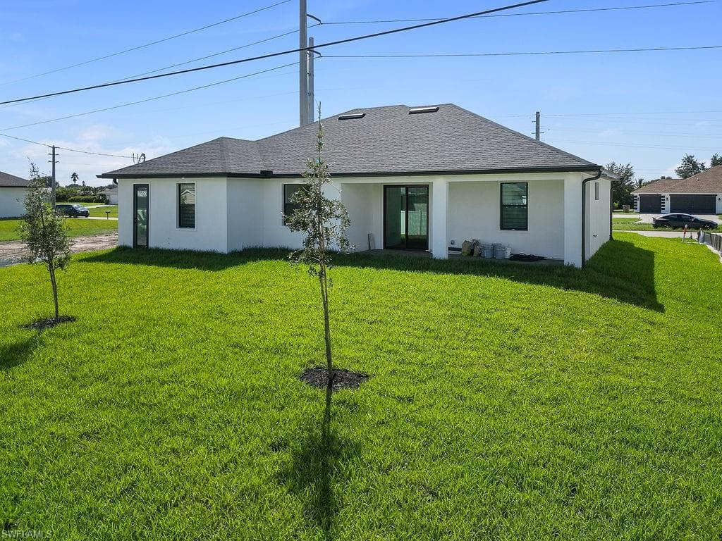 2304 Kismet Pkwy W, Cape Coral, FL 33993-33