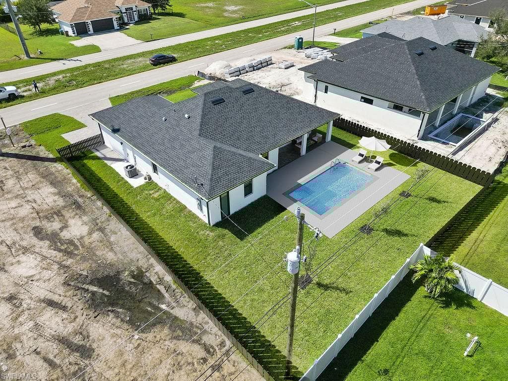 2304 Kismet Pkwy W, Cape Coral, FL 33993-38