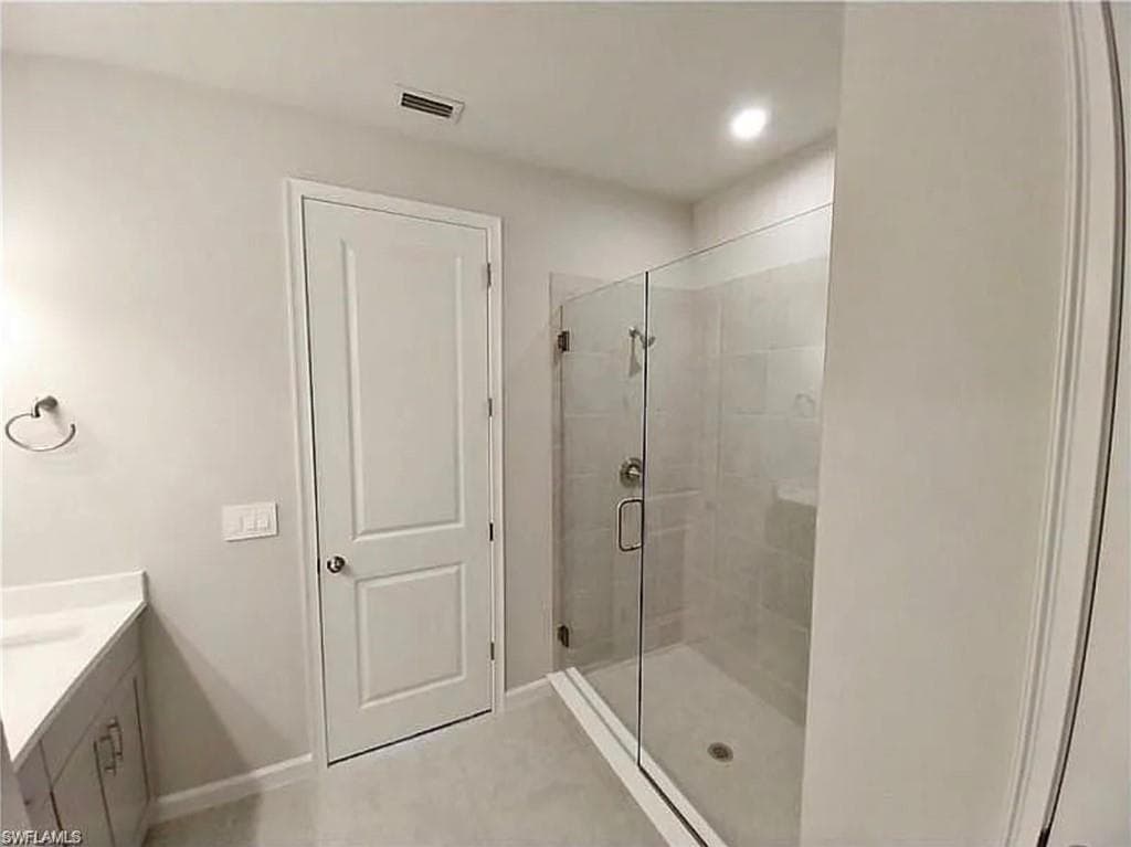 4551 Arboretum Cir 203, Naples, FL 34112-16