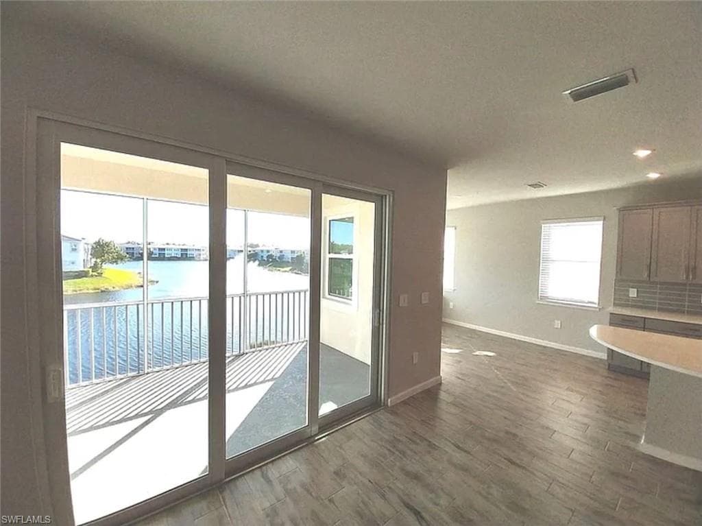 4551 Arboretum Cir 203, Naples, FL 34112-4