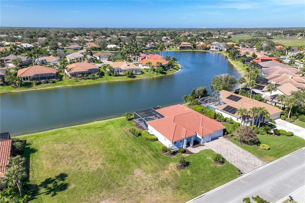 8943 Lely Island Cir, Naples, FL 34113-34