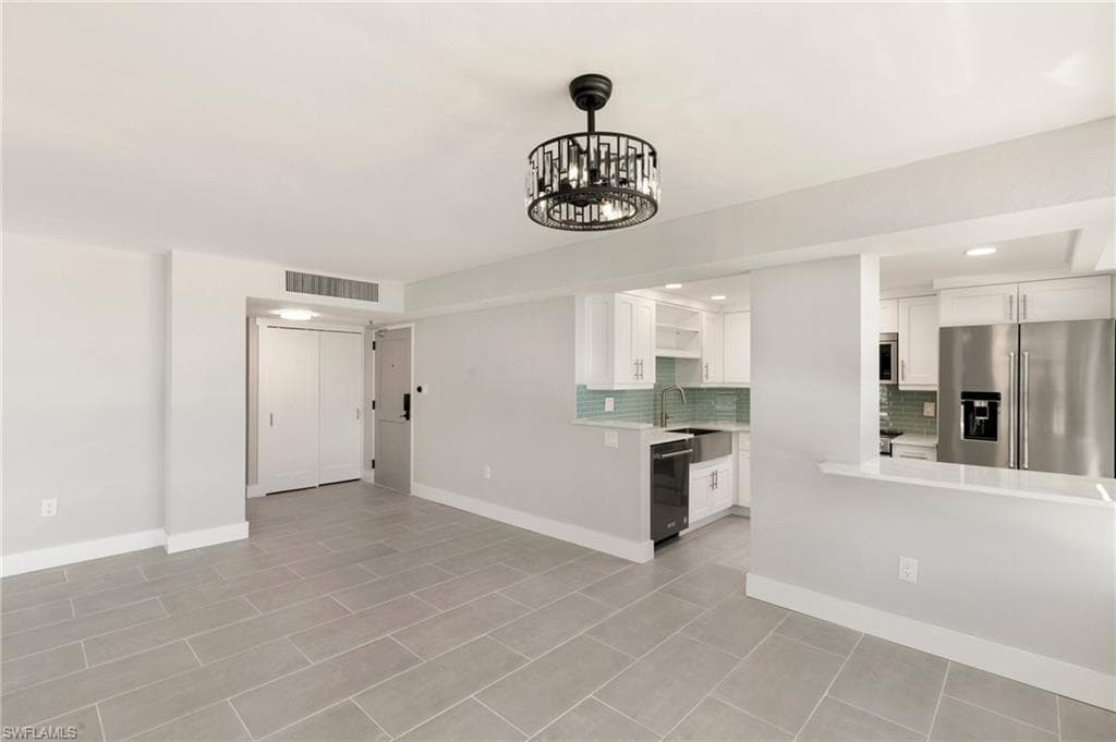 320 Seaview Ct 2-512, Marco Island, FL 34145-14