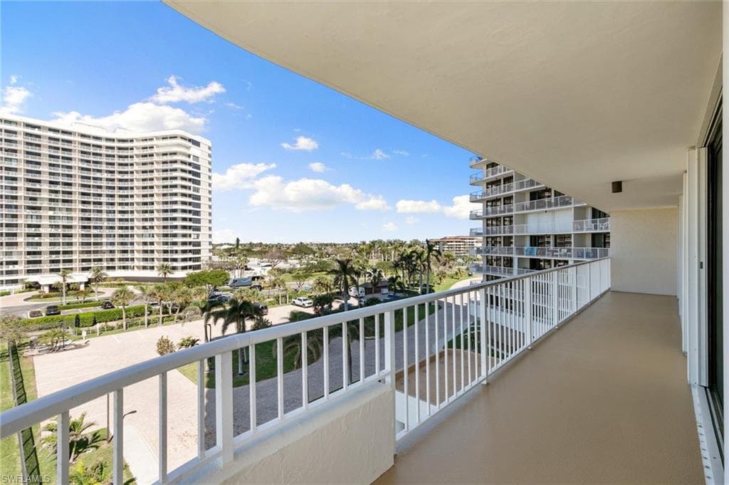 320 Seaview Ct 2-512, Marco Island, FL 34145-32