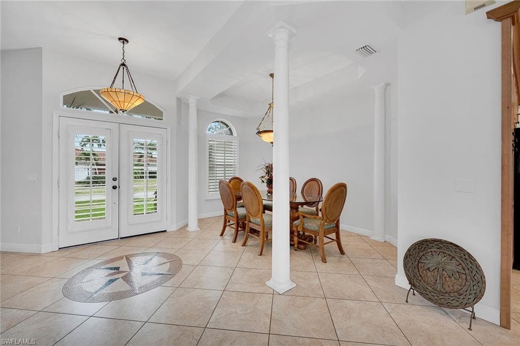 1610 Begonia Ct, Marco Island, FL 34145-12
