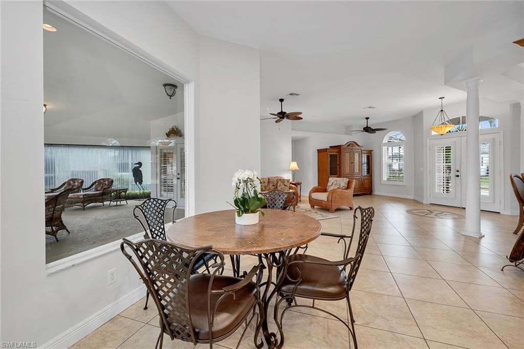 1610 Begonia Ct, Marco Island, FL 34145-14
