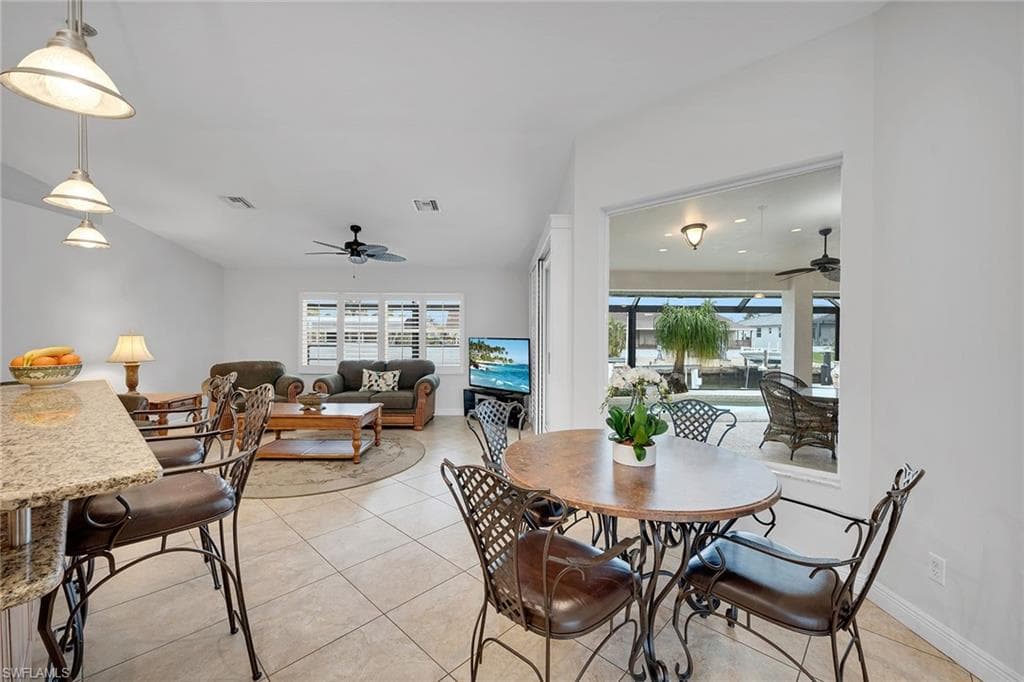 1610 Begonia Ct, Marco Island, FL 34145-15