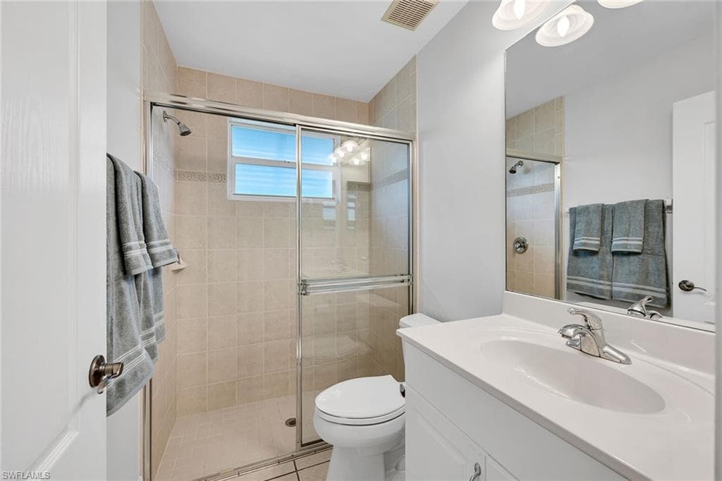 1610 Begonia Ct, Marco Island, FL 34145-19