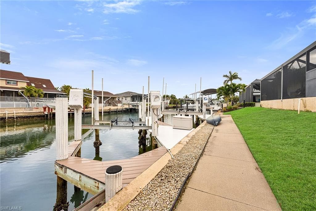 1610 Begonia Ct, Marco Island, FL 34145-29