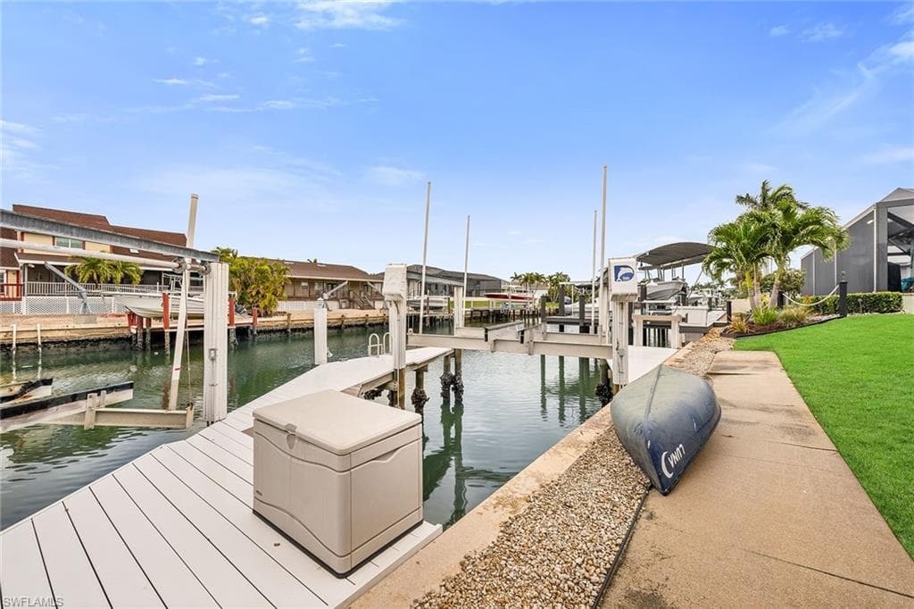 1610 Begonia Ct, Marco Island, FL 34145-30