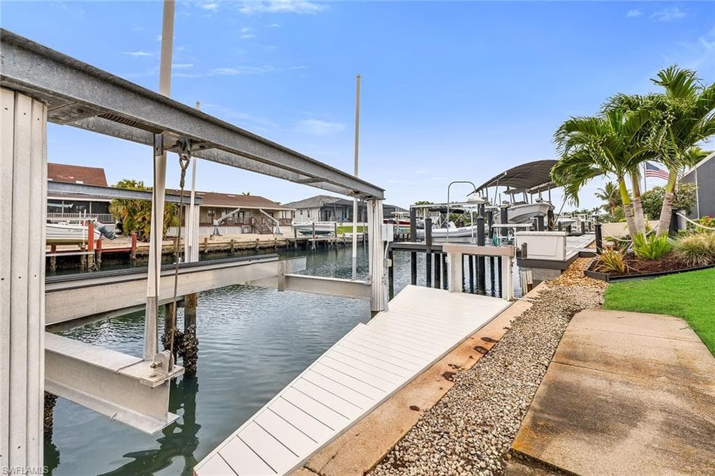1610 Begonia Ct, Marco Island, FL 34145-31
