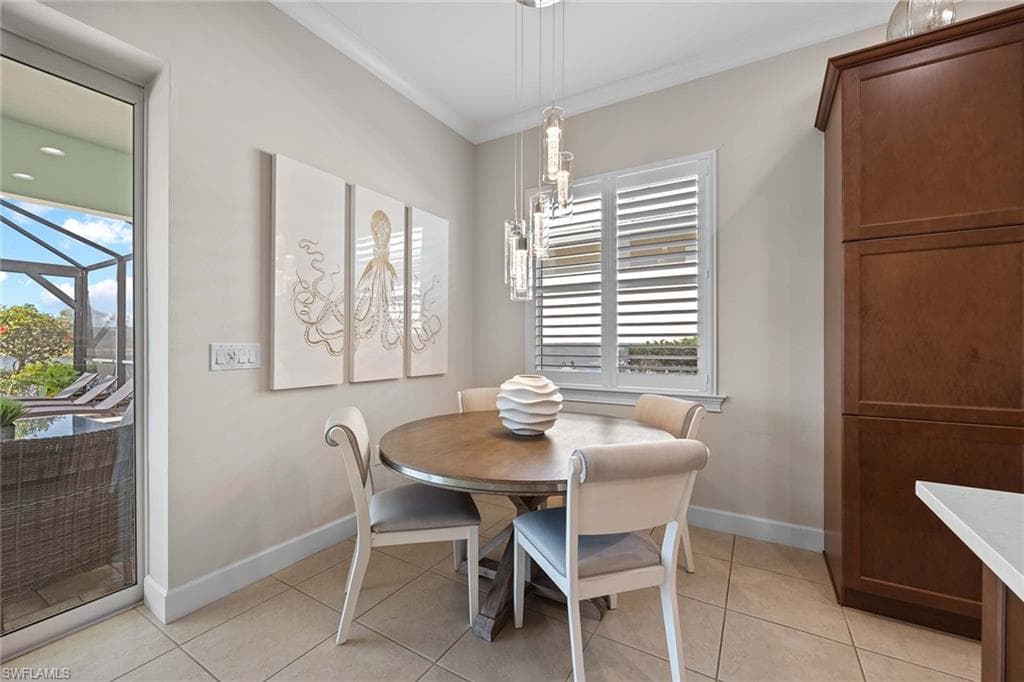 5073 Tortola Ct, Naples, FL 34113-12
