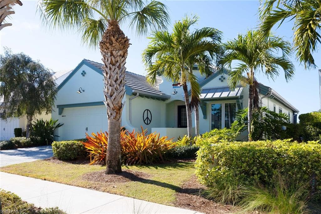 5073 Tortola Ct, Naples, FL 34113-1