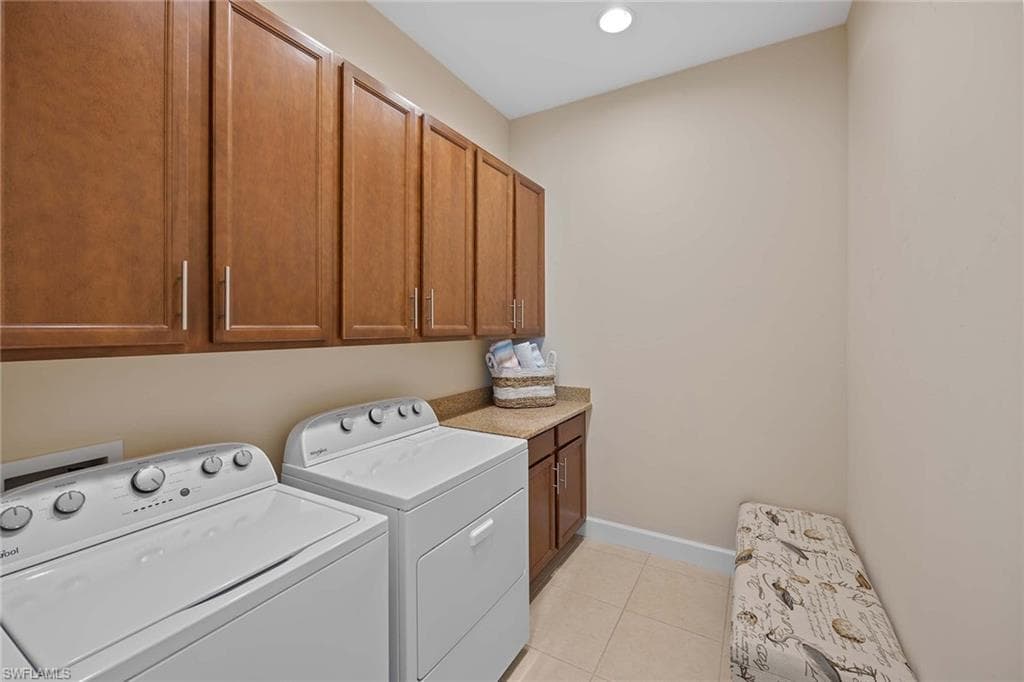 5073 Tortola Ct, Naples, FL 34113-23