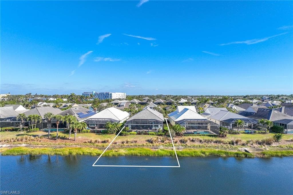 5073 Tortola Ct, Naples, FL 34113-32