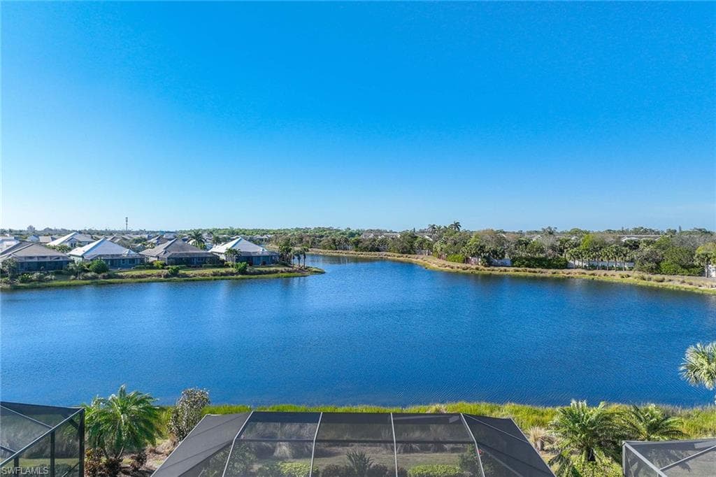 5073 Tortola Ct, Naples, FL 34113-33