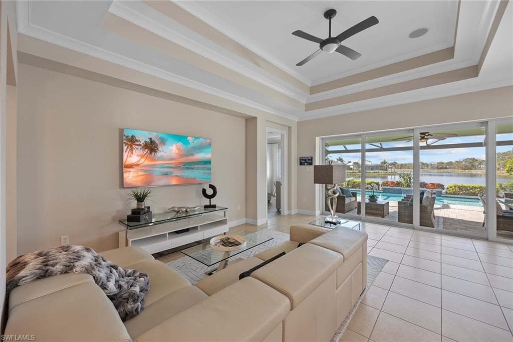 5073 Tortola Ct, Naples, FL 34113-5