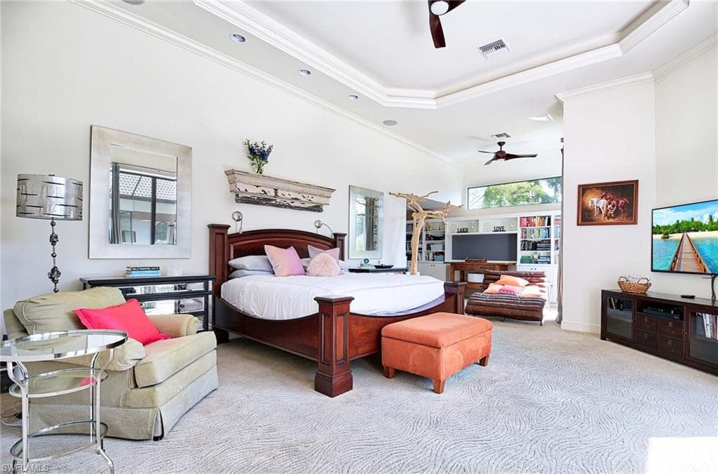 2755 Lantern Ln, Naples, FL 34102-35