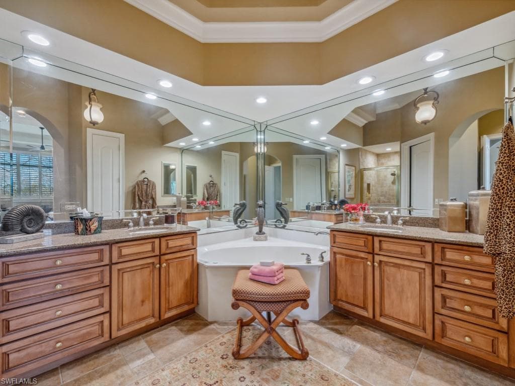 15540 Monterosso Ln 202, Naples, FL 34110-18