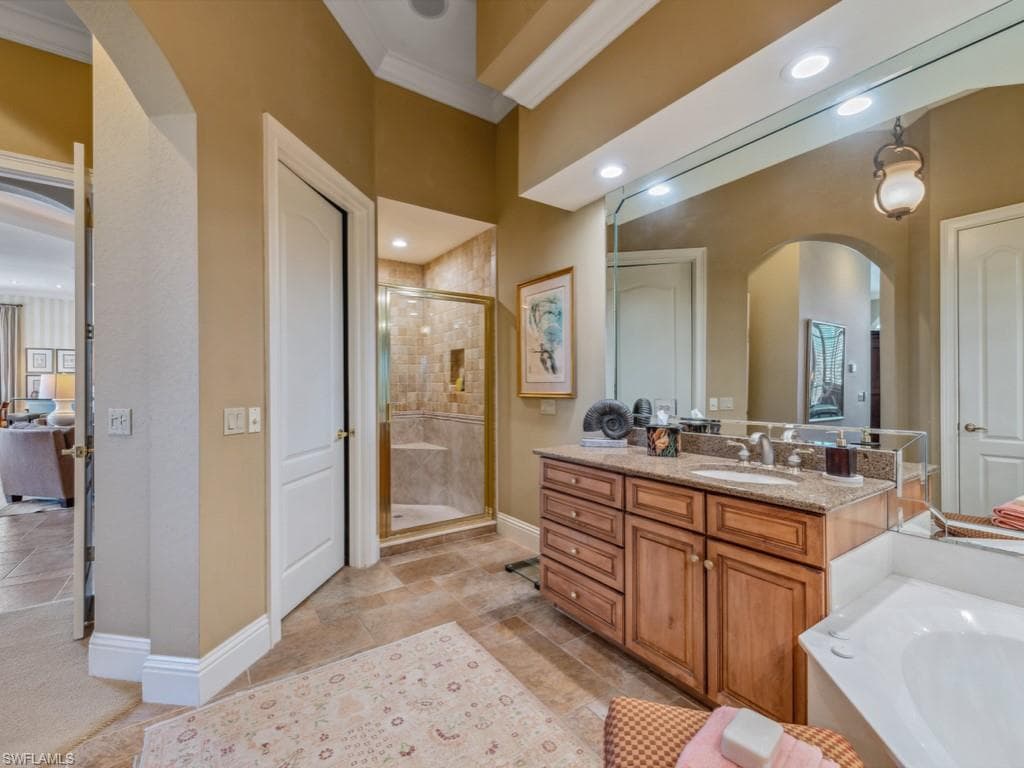 15540 Monterosso Ln 202, Naples, FL 34110-19