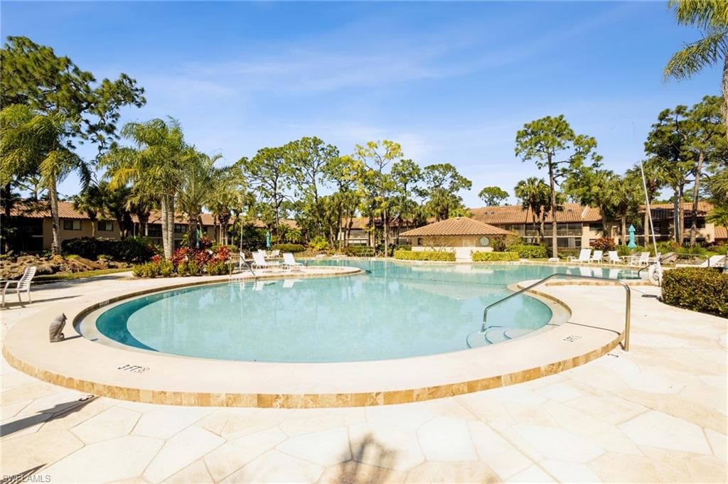 3219 Horse Carriage Way 2, Naples, FL 34105-37