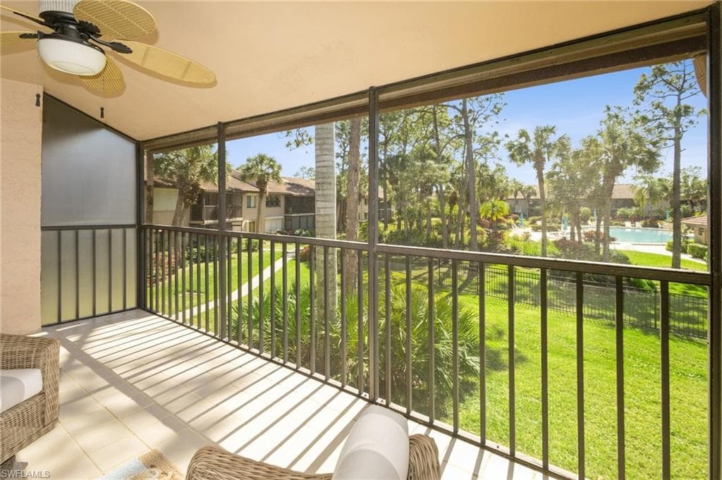 3219 Horse Carriage Way 2, Naples, FL 34105-5