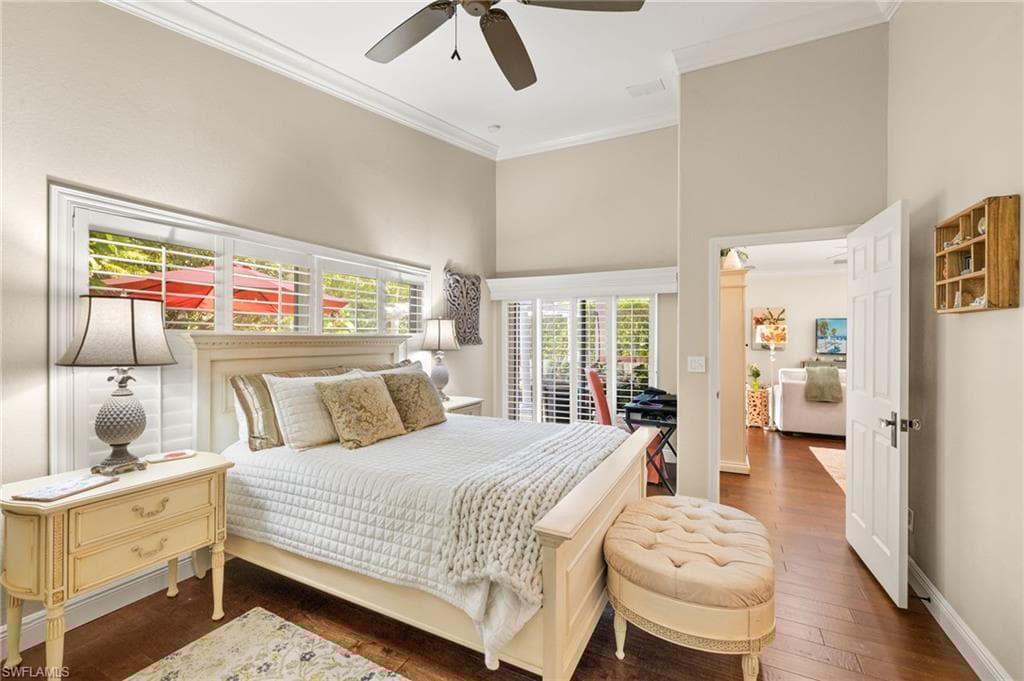 207 Glen Eagle Cir, Naples, FL 34104-13