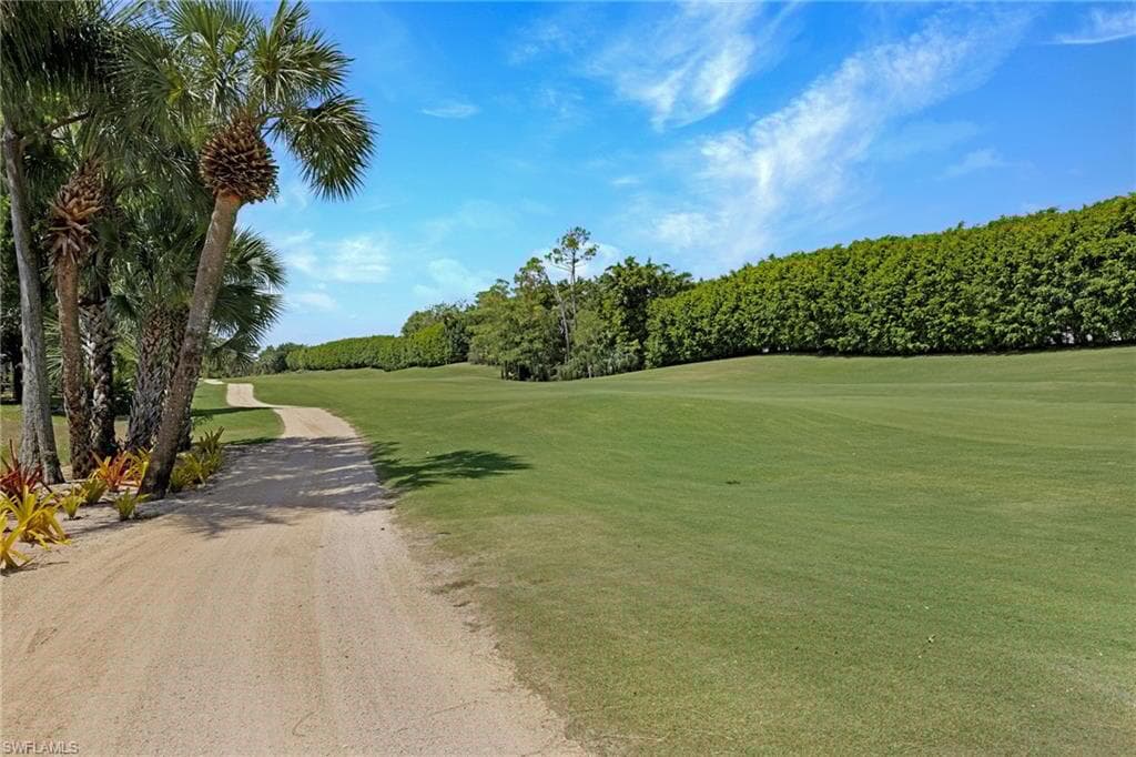 207 Glen Eagle Cir, Naples, FL 34104-29