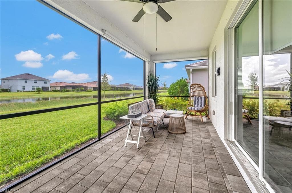 2446 Orchard St, Naples, FL 34120-28