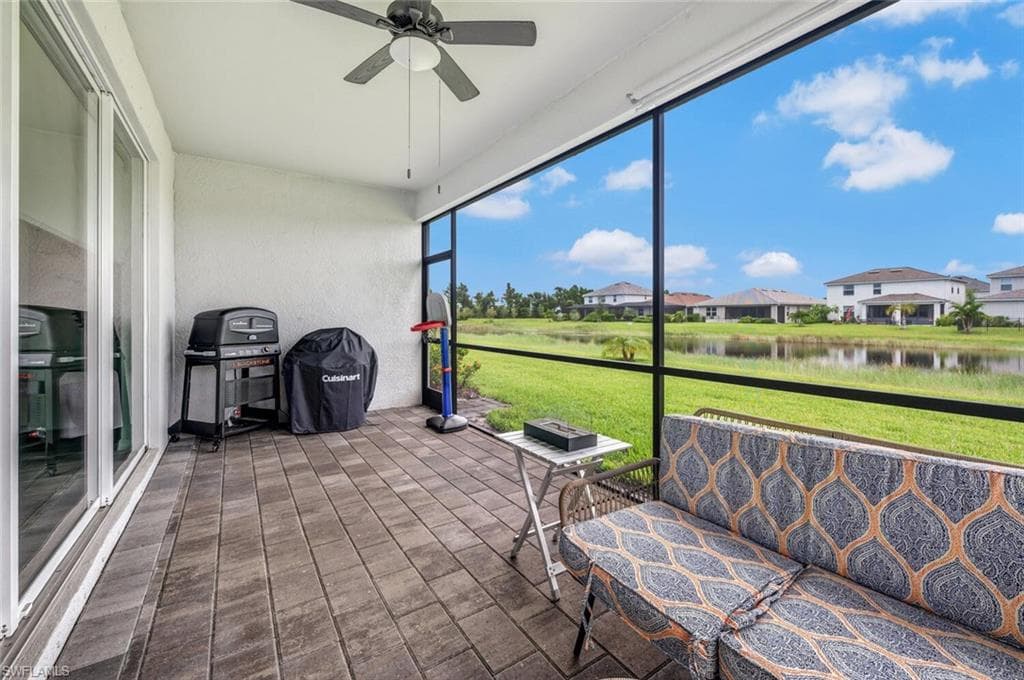 2446 Orchard St, Naples, FL 34120-29