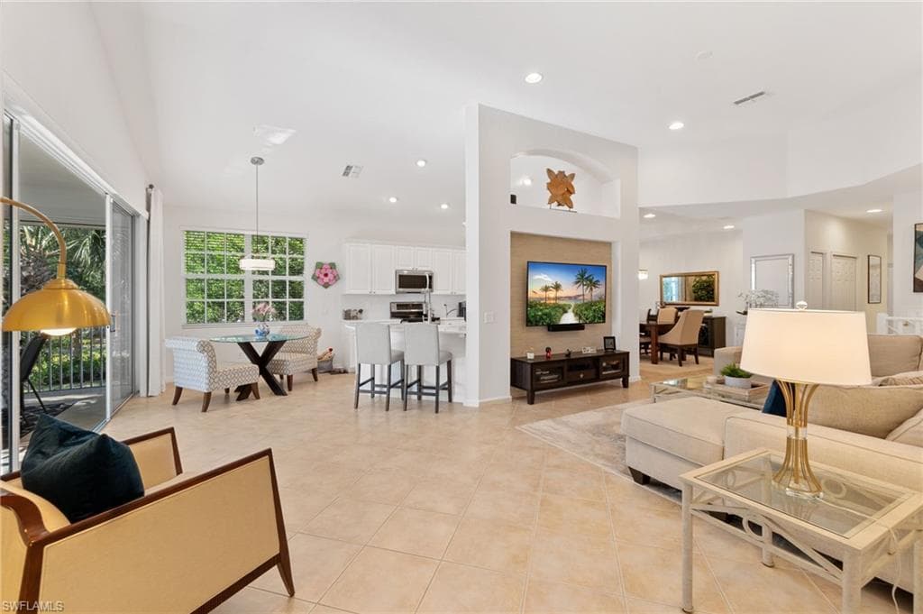 19530 Marsh Point Run 202, Estero, FL 33928-3