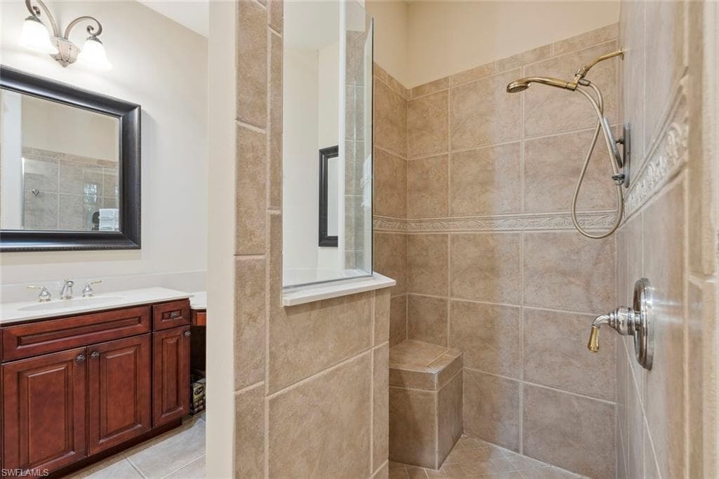 3155 Santorini Ct, Naples, FL 34119-10