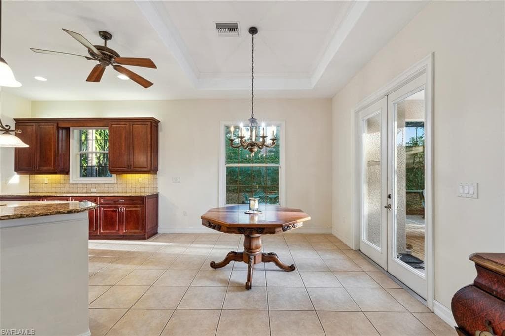 3155 Santorini Ct, Naples, FL 34119-15