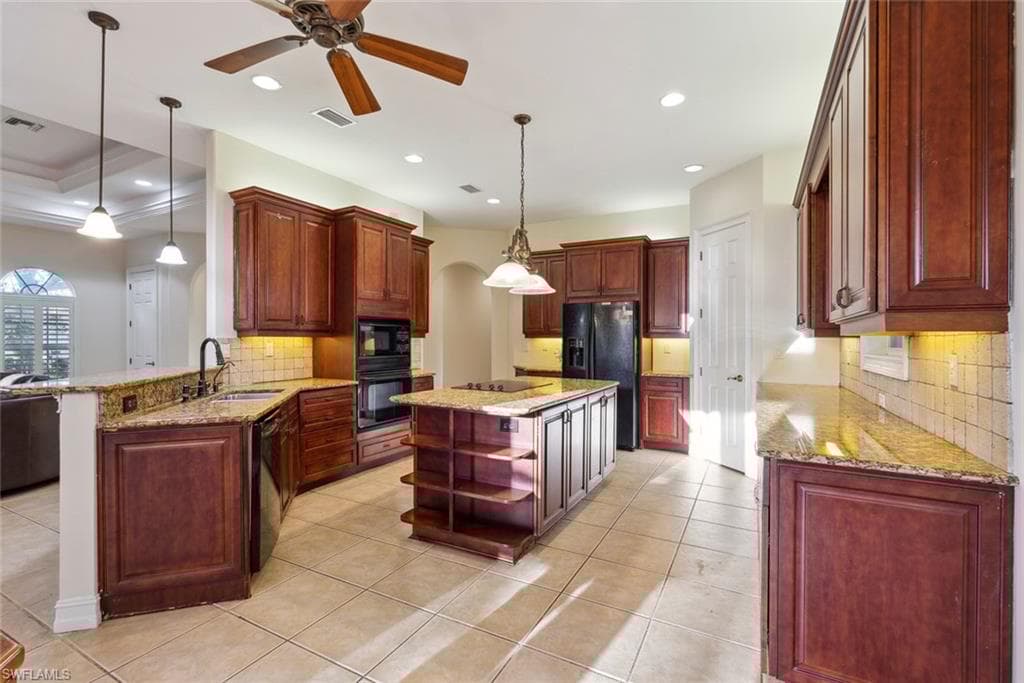 3155 Santorini Ct, Naples, FL 34119-17