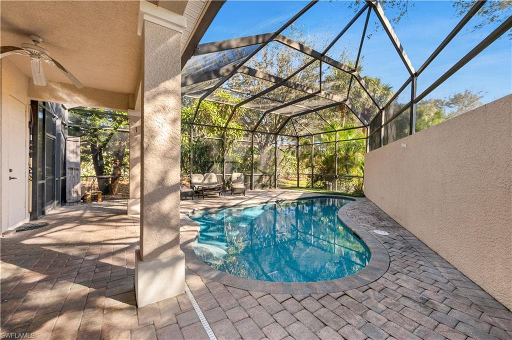 3155 Santorini Ct, Naples, FL 34119-20