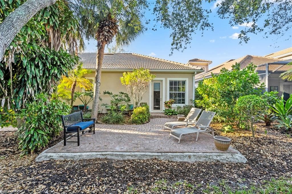 3155 Santorini Ct, Naples, FL 34119-22