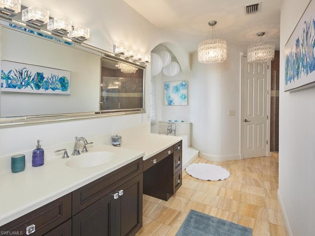 720 17th Ave S, Naples, FL 34102-23