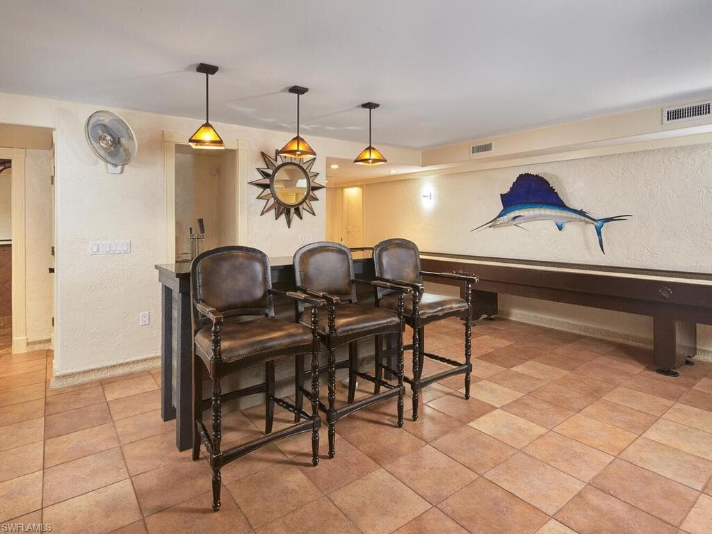 720 17th Ave S, Naples, FL 34102-29