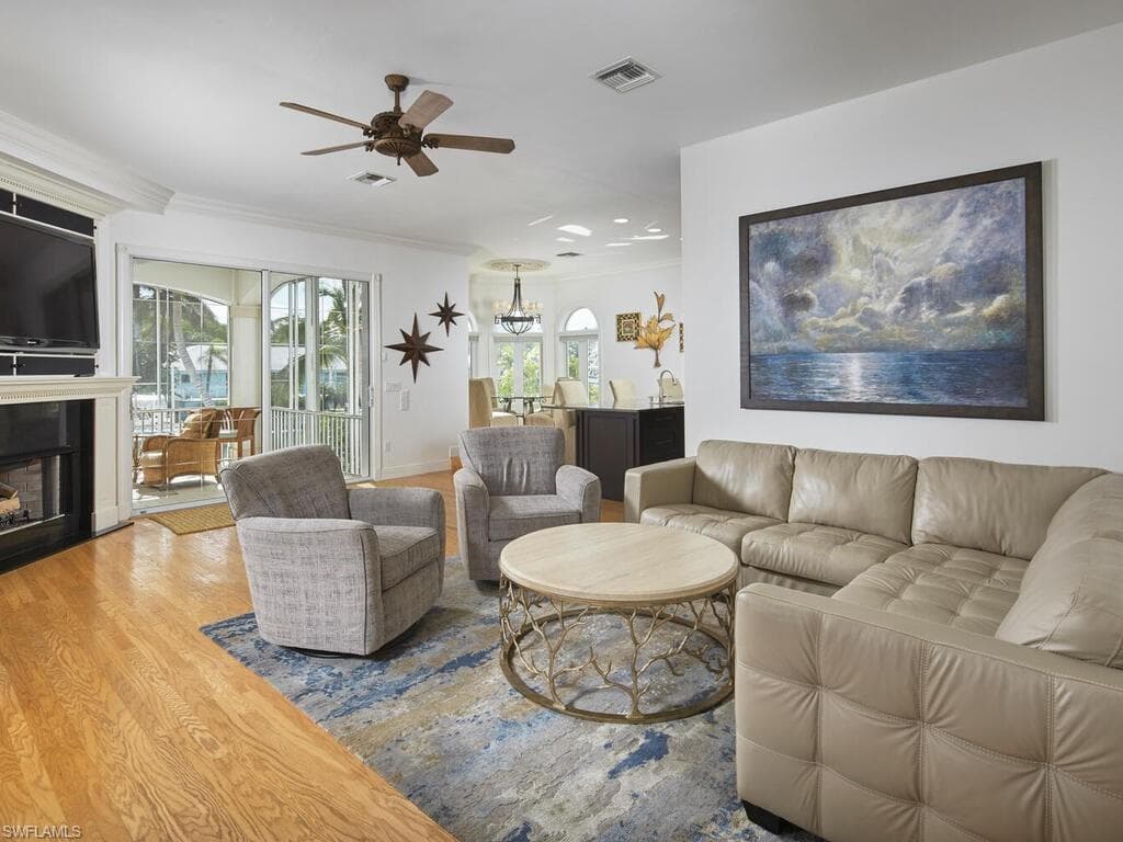 720 17th Ave S, Naples, FL 34102-5