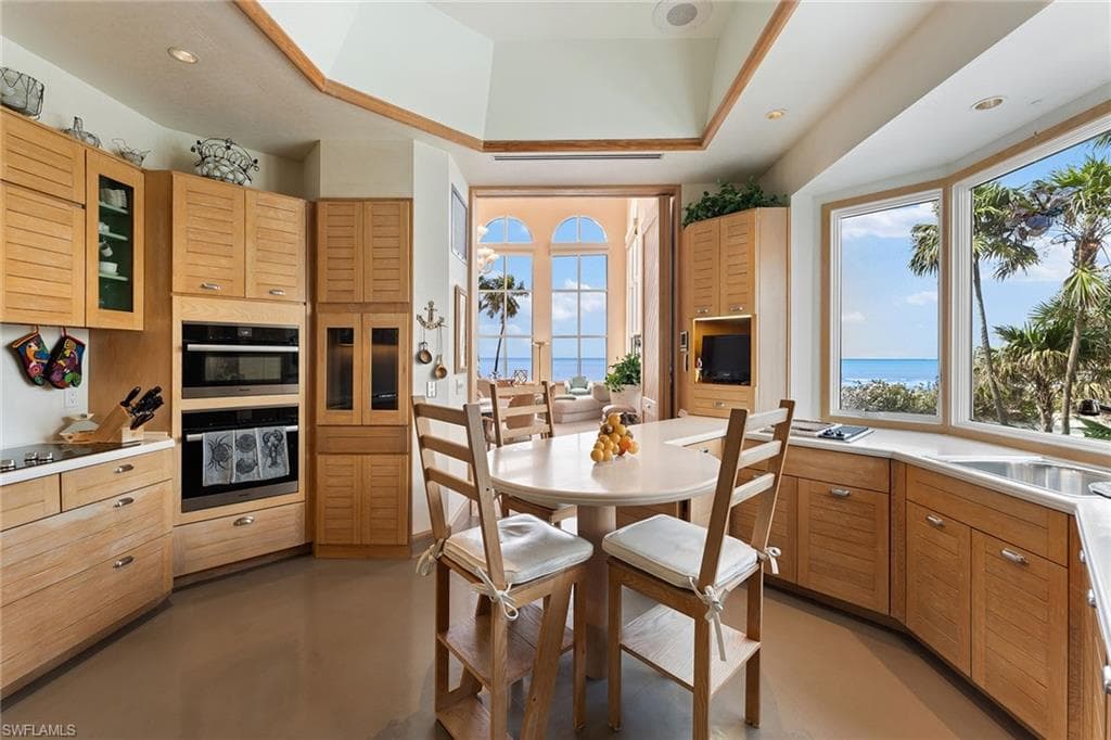 15 Casa Mar Ln 2, Naples, FL 34103-18