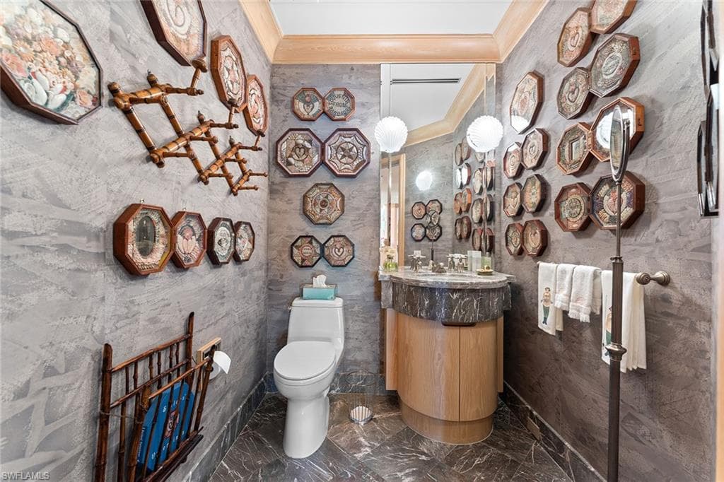 15 Casa Mar Ln 2, Naples, FL 34103-24