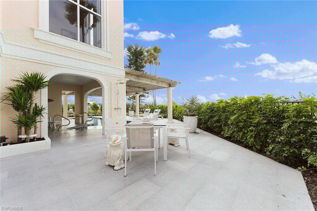 15 Casa Mar Ln 2, Naples, FL 34103-39