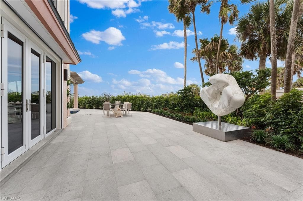 15 Casa Mar Ln 2, Naples, FL 34103-40