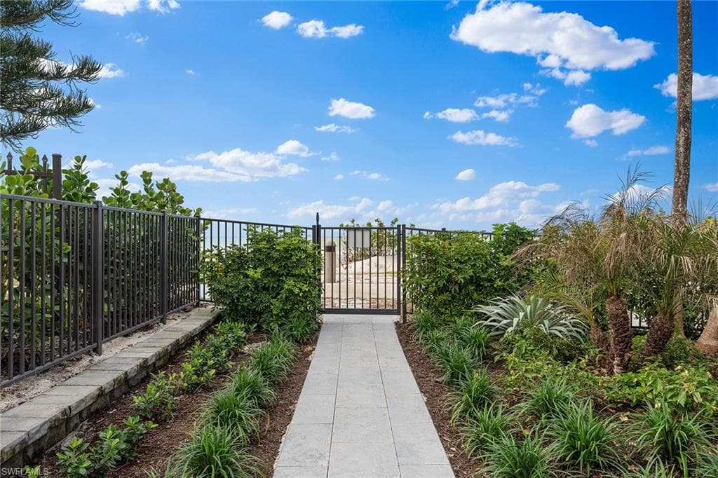 15 Casa Mar Ln 2, Naples, FL 34103-41